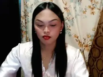 Yourgenevive  live sex cam