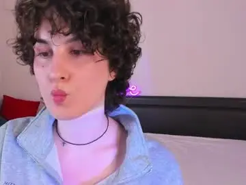 Adeline_perle  live sex cam