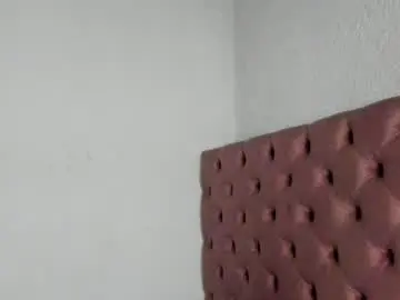 Anngelic  live sex cam