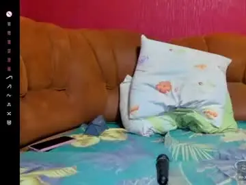Boni_nell__  live sex cam
