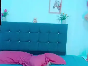 Candy_lux_  live sex cam