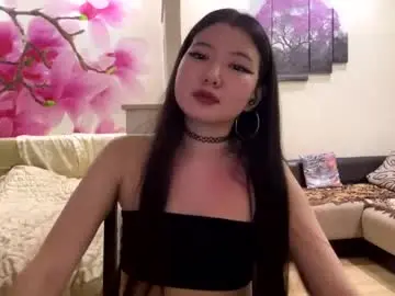 Edinabluett  live sex cam
