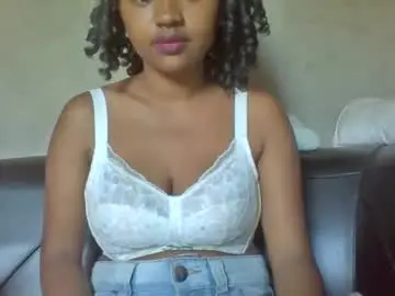 Felicie515247  live sex cam