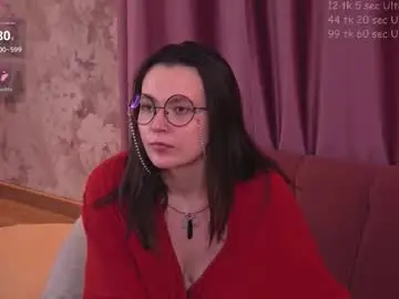 Forest_kinks  live sex cam