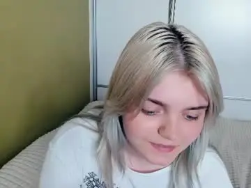 Koriguzy  live sex cam