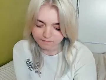 Koriguzy  live sex cam