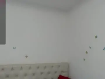 Melanie_smile  live sex cam