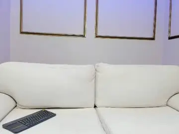 Mialiore_  live sex cam
