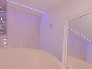 Mialiore_  live sex cam