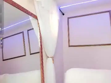 Mialiore_  live sex cam