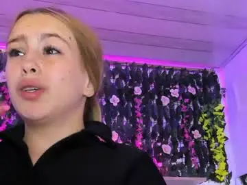 Natasha_adams___  live sex cam
