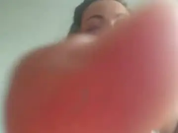 Naughtynikkiii2  live sex cam
