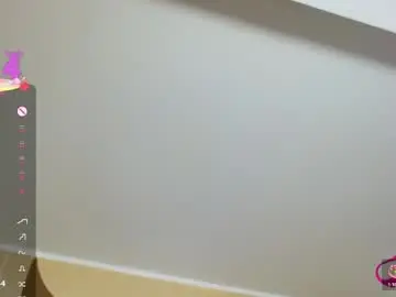 Sweettscarlet  live sex cam