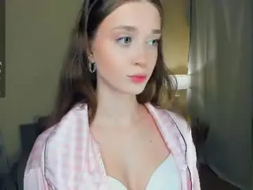 Trudikeasley  live sex cam