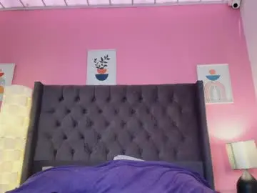 Wolfamara  live sex cam