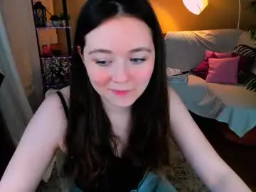 Alluringeyess  live sex cam