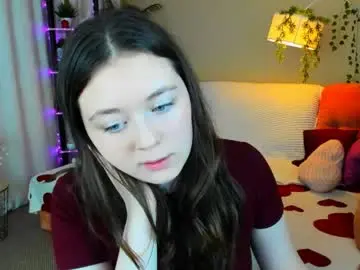 Alluringeyess  live sex cam