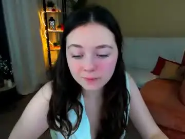 Alluringeyess  live sex cam