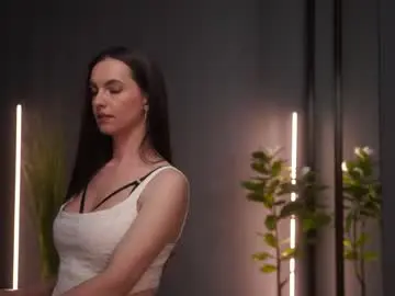 Calliadesigner  live sex cam