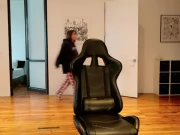 Clover_tully  live sex cam