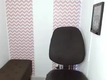 Dayannacarson  live sex cam