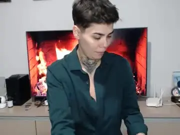 Haileylucy  live sex cam