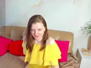 Lisa__evans  live sex cam