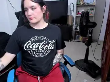 Neeko_lol_  live sex cam
