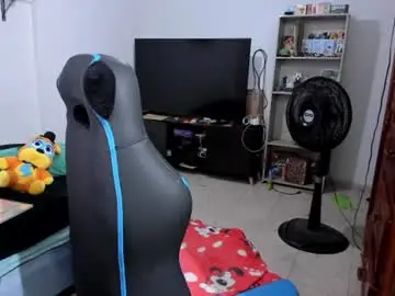Neeko_lol_  live sex cam