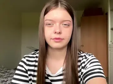 Roycesaleem  live sex cam