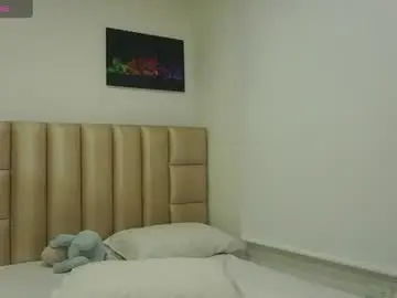 Velvetsmith  live sex cam