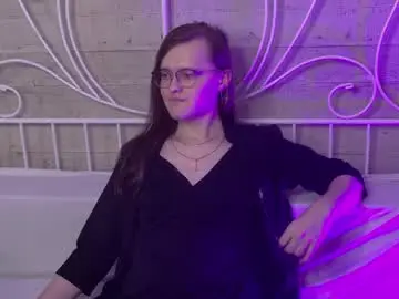Yukodiva  live sex cam