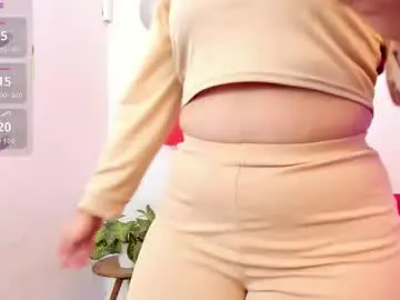 Yunna7  live sex cam