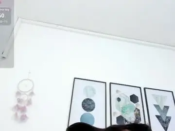 Yunna7  live sex cam