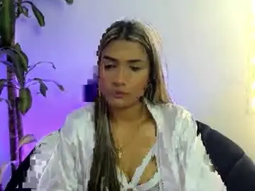 Andreablunt  live sex cam