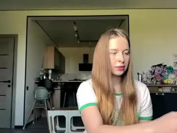 Bertasooter  live sex cam