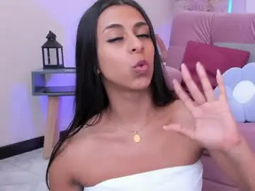Daaniela_moon  live sex cam