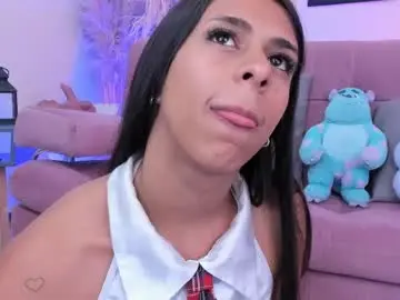Daaniela_moon  live sex cam