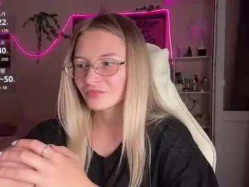 Deonnagarn  live sex cam