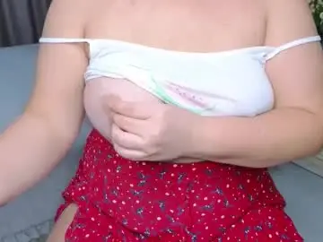 Heroine_of_your_life  live sex cam