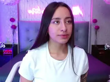 Juniper_hill  live sex cam