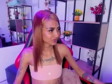 Karlaslutskinny__  live sex cam