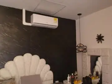 Kissme_luna  live sex cam