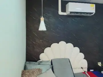 Kissme_luna  live sex cam