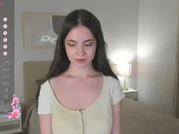 Kisss_aura  live sex cam