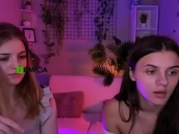 Lisa_dark_  live sex cam
