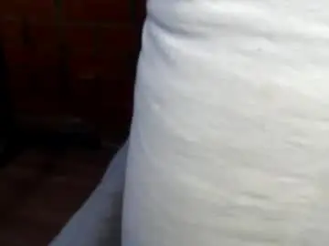 Megan_cr8  live sex cam