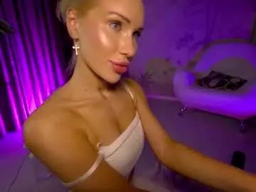 Moneyfesting  live sex cam