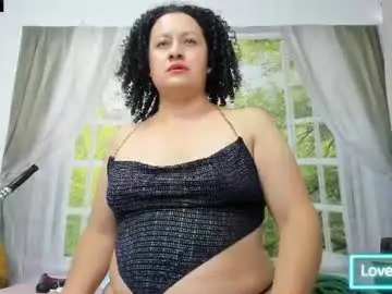 Nikoll32_  live sex cam