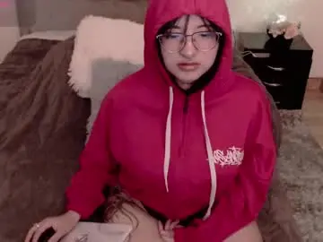 Noellerubi  live sex cam